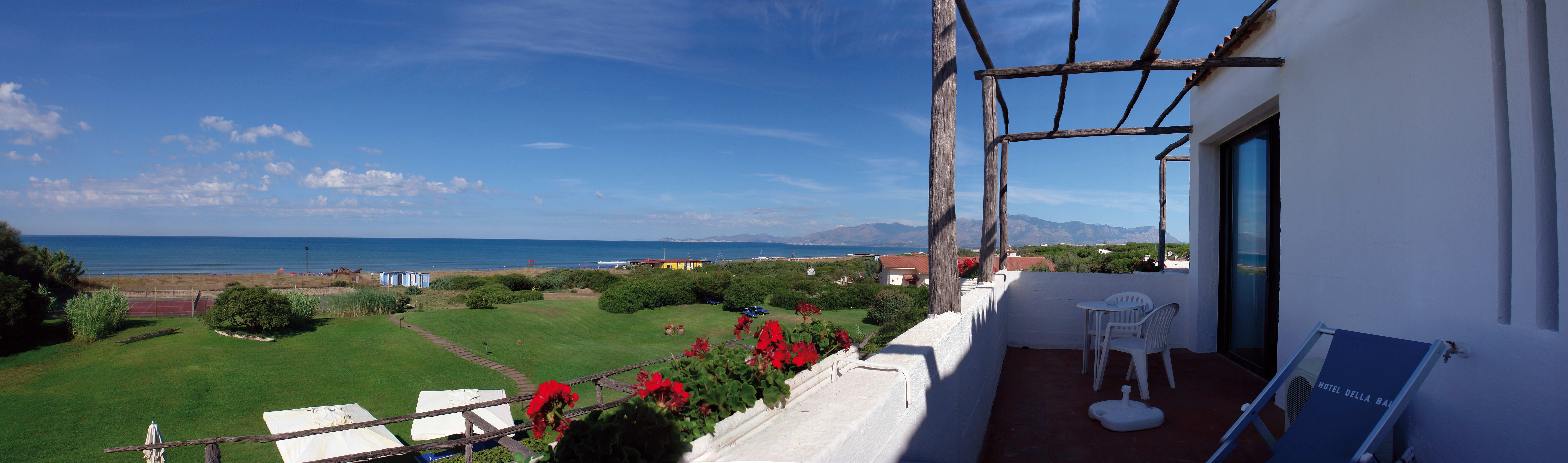 Hotel Della Baia Baia Domizia Exterior foto
