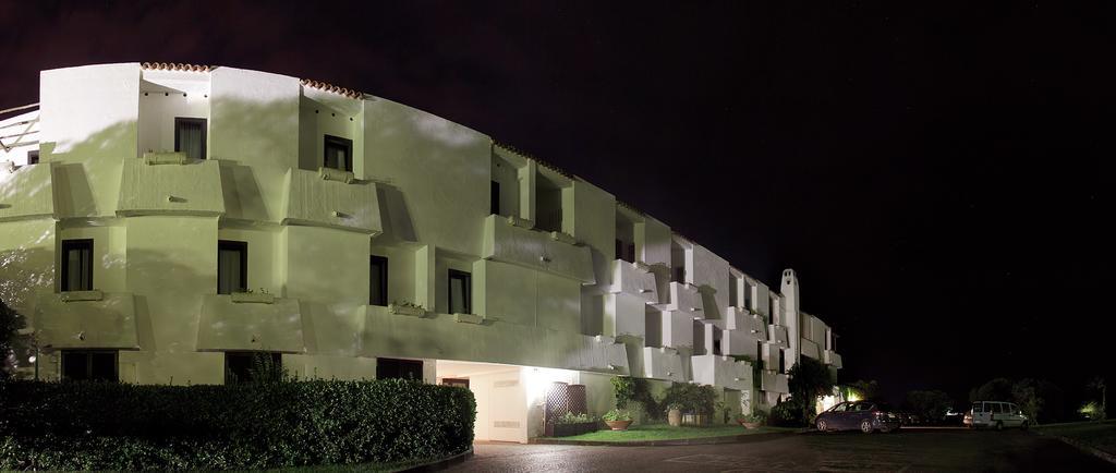 Hotel Della Baia Baia Domizia Exterior foto